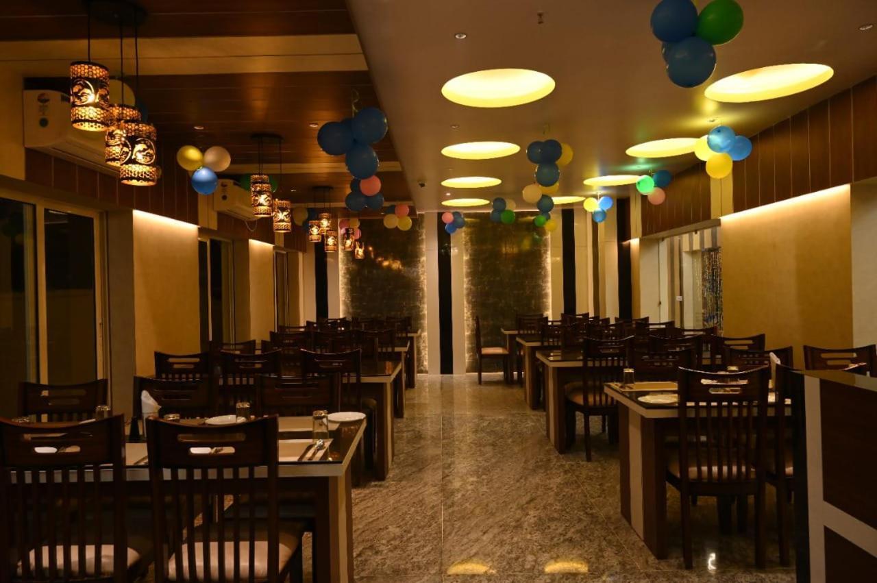Hotel Mannat International 迪卡 外观 照片